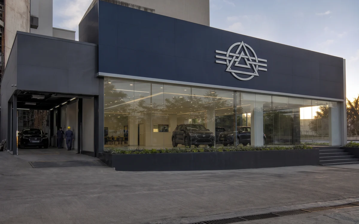 Automotive & showrooms: Channel Letters, Impulse Branding Solutions